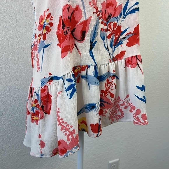 Karlie Floral Peplum Cami Racerback Halter Top - Picture 5 of 8